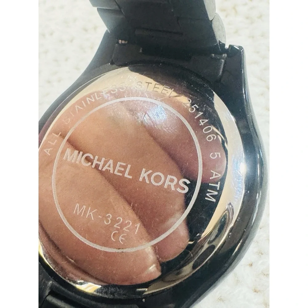 Michael Kors MK3221 Slim Runway Black Stainless Watch Untested
